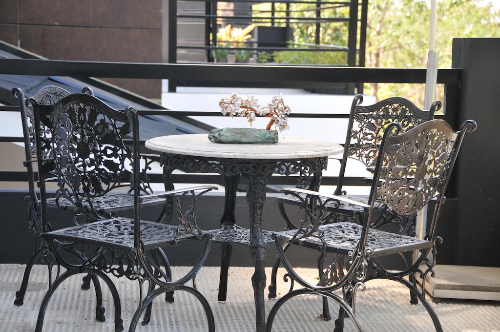 Date & Dine Resort Антиполо Экстерьер фото